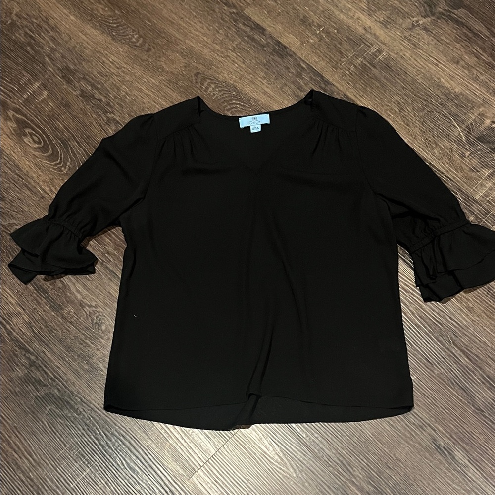CeCe Black Ruffle Sleeve Blouse